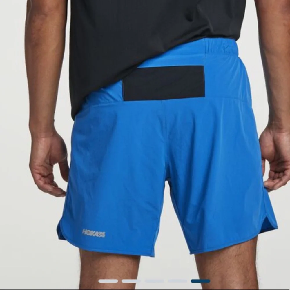 HOKA one one men’s performance woven 7” short - Picture 3 of 4